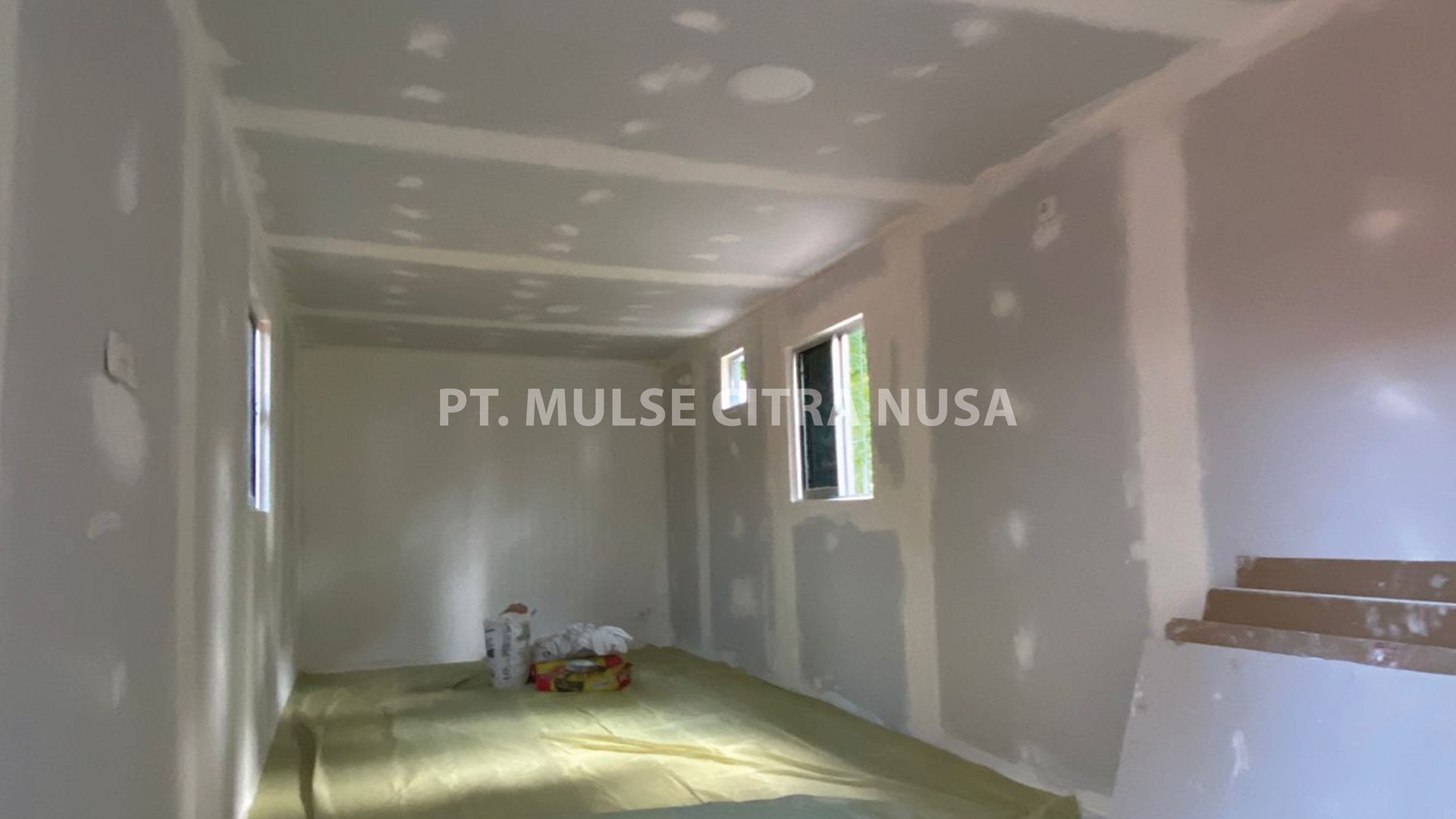 Modifikasi Kontainer