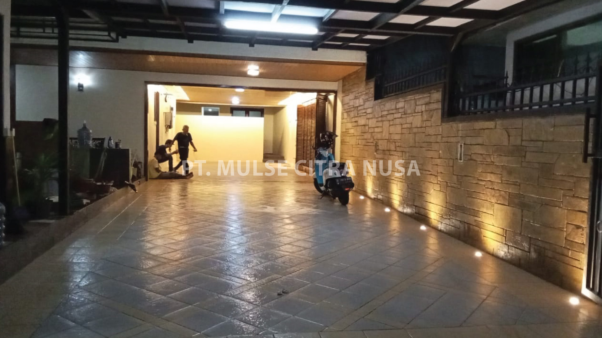 Renovasi Garasi Rumah