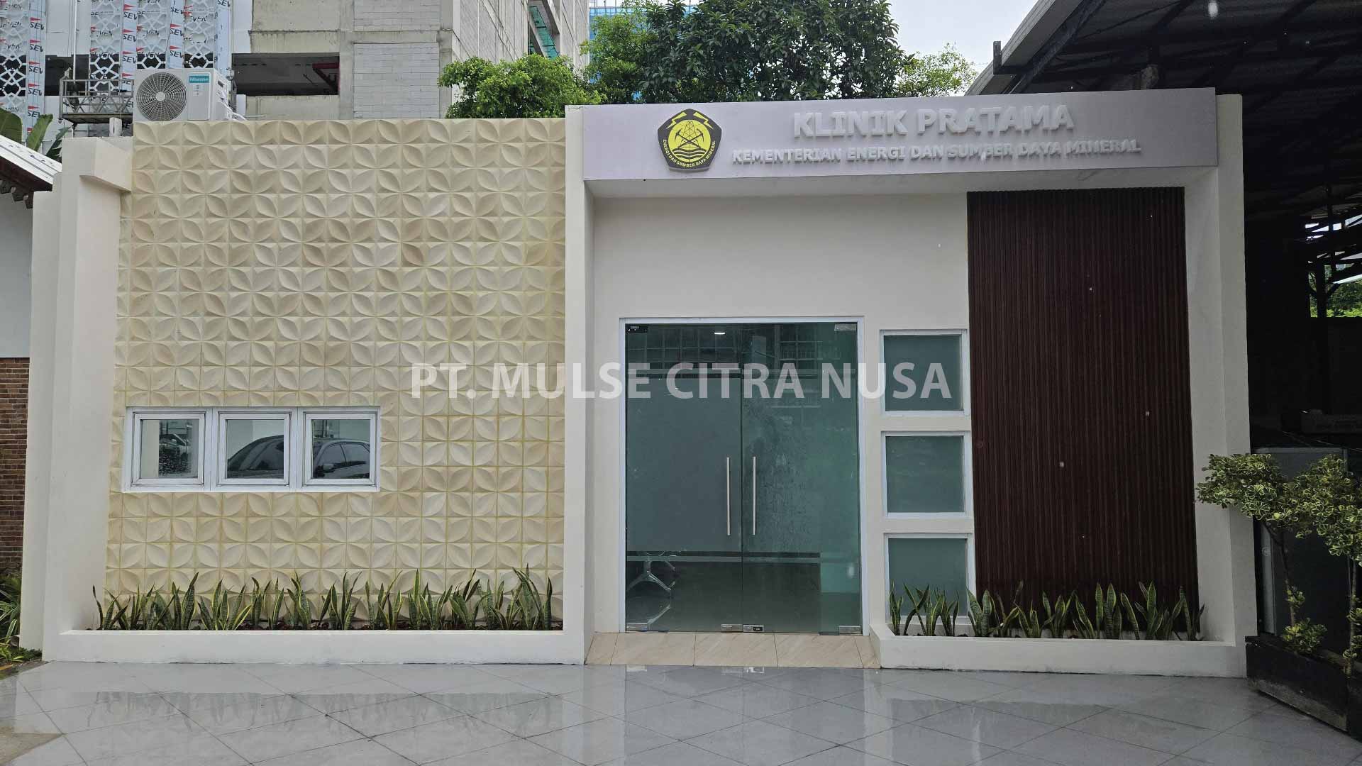 Pembuatan Klinik Area Kantor